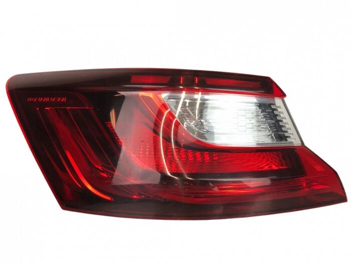 Megane 4-IV Sedan Sol Dış Stop Lambası (2016-2024) Mars (Garantili Ürün) 265558986R-